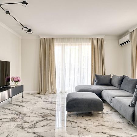 Ap Royal Oak - 2 Bedroom Apartment In Μπούντβα Εξωτερικό φωτογραφία