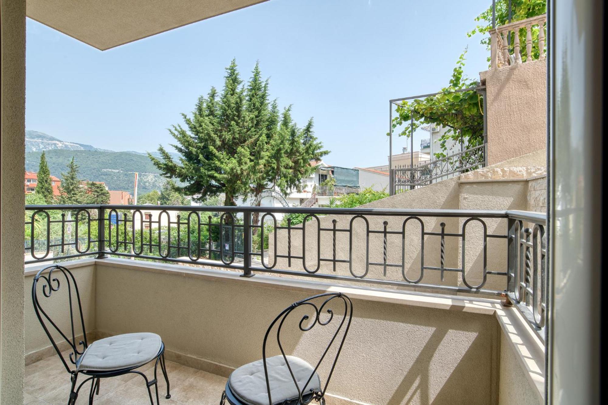 Ap Royal Oak - 2 Bedroom Apartment In Μπούντβα Εξωτερικό φωτογραφία