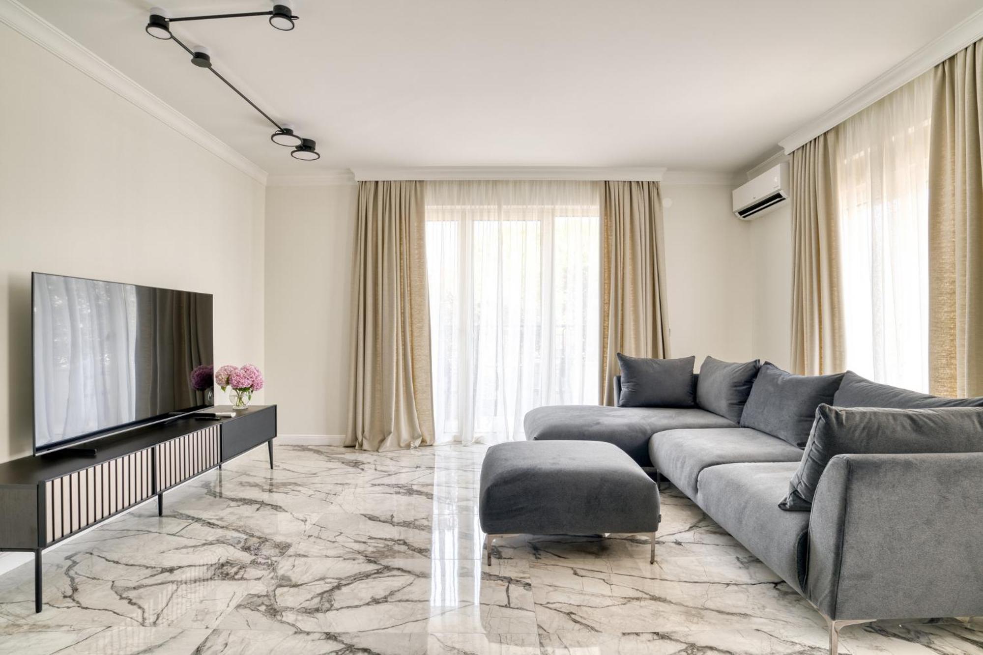 Ap Royal Oak - 2 Bedroom Apartment In Μπούντβα Εξωτερικό φωτογραφία