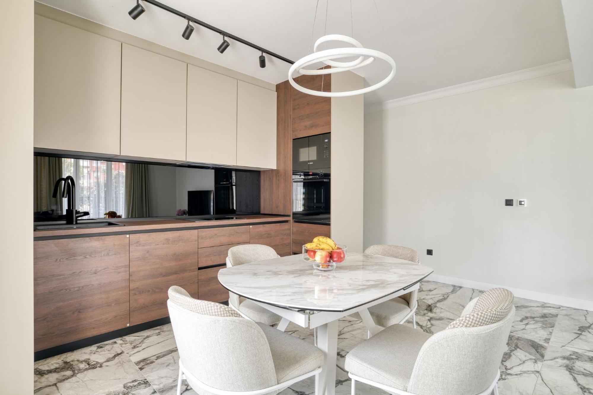 Ap Royal Oak - 2 Bedroom Apartment In Μπούντβα Εξωτερικό φωτογραφία